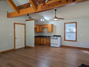 10607 FM 2767 in Tyler, TX - Building Photo - Building Photo