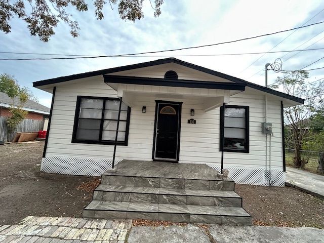 210 S 1st Ave in Edinburg, TX - Building Photo