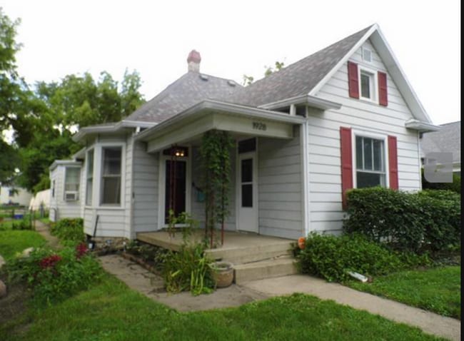 property at 1928 Morton St
