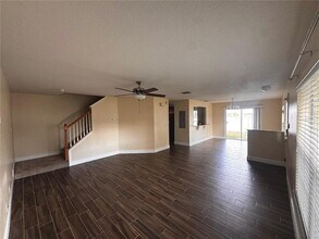 3460 Castle Stone Ct in Valrico, FL - Building Photo - Building Photo