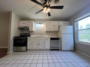 1402 Hicks Rd in Jefferson City, TN - Building Photo - Building Photo