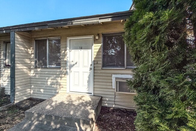 Tahoma Park Apartments in Yakima, WA - Building Photo - Building Photo
