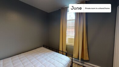 Room in Shared 3 bed/1 bath home, Unit C in Boston, MA - Building Photo - Building Photo