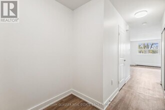 1570-1570 Adelaide St N in London, ON - Building Photo - Building Photo