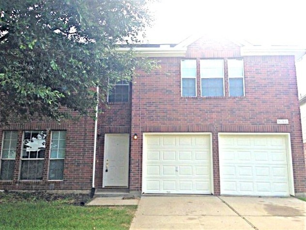 16403 Lynn Crest Ct in Houston, TX - Building Photo