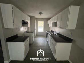 4603 Addington Dr in Memphis, TN - Foto de edificio - Building Photo