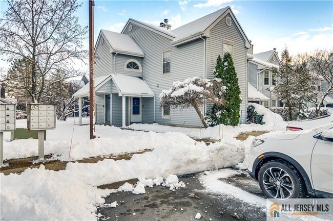 property at 49 Tanglewood Ct