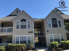 1075 S Hiawassee Rd in Orlando, FL - Building Photo