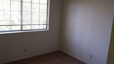 3893 Vine St in Pleasanton, CA - Building Photo - Building Photo