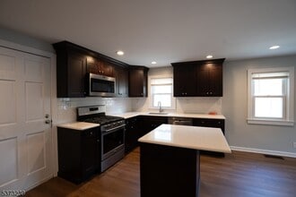 1726 Park St in Rahway, NJ - Building Photo - Building Photo