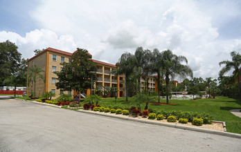 Griffin Park Apartments in Lakeland, FL - Building Photo - Building Photo