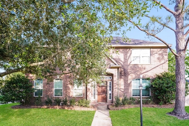2309 San Augustine Ln