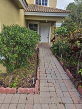 6174 Adriatic Way in Greenacres, FL - Building Photo - Building Photo