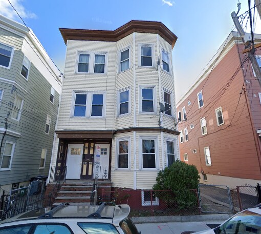 376 Prospect St, Unit 2