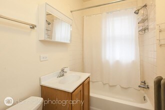 903 W Altgeld St in Chicago, IL - Building Photo - Building Photo