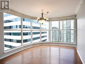 100-1100 Upper Madison Ave in Toronto, ON - Building Photo - Building Photo