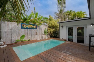 1174 Garfield St in Hollywood, FL - Building Photo - Building Photo