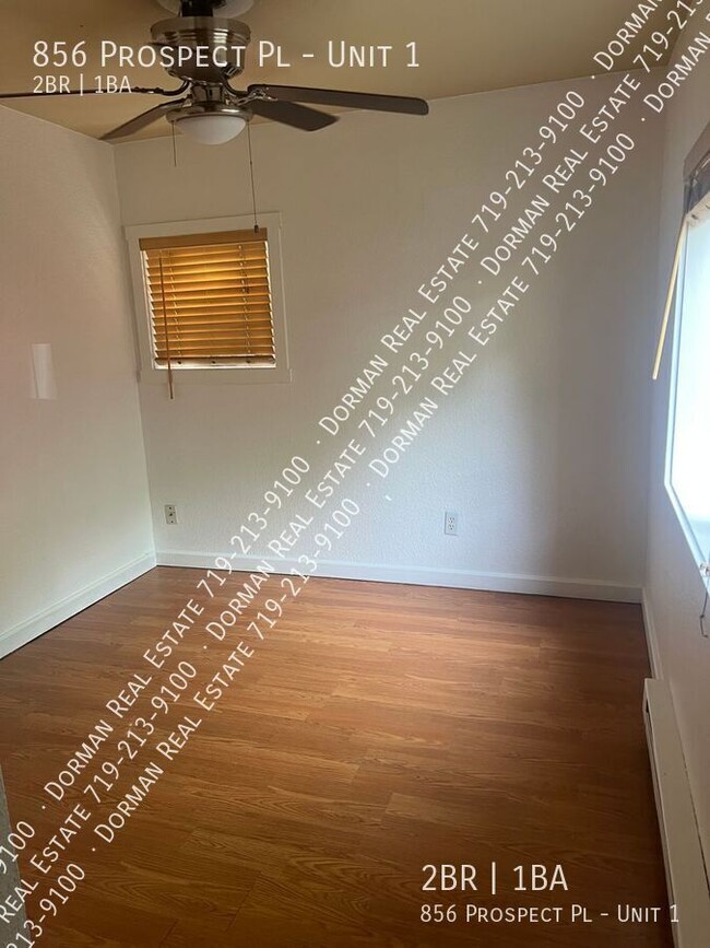 856 Prospect Pl in Manitou Springs, CO - Building Photo - Building Photo