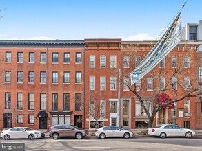 810 N Calvert St in Baltimore, MD - Building Photo - Building Photo