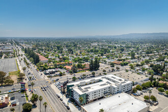 Palm Vista Apartments in Canoga Park, CA - Building Photo - Building Photo