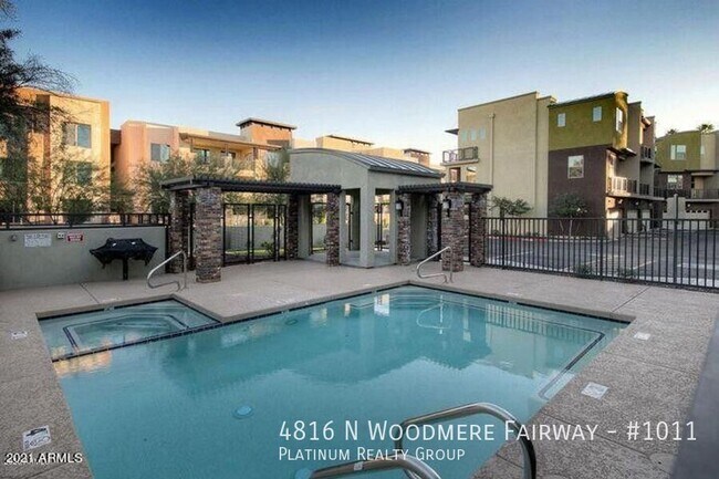 4816 N Woodmere Fairway in Scottsdale, AZ - Foto de edificio - Building Photo