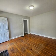 1223 E 10th St in Anderson, IN - Building Photo - Building Photo