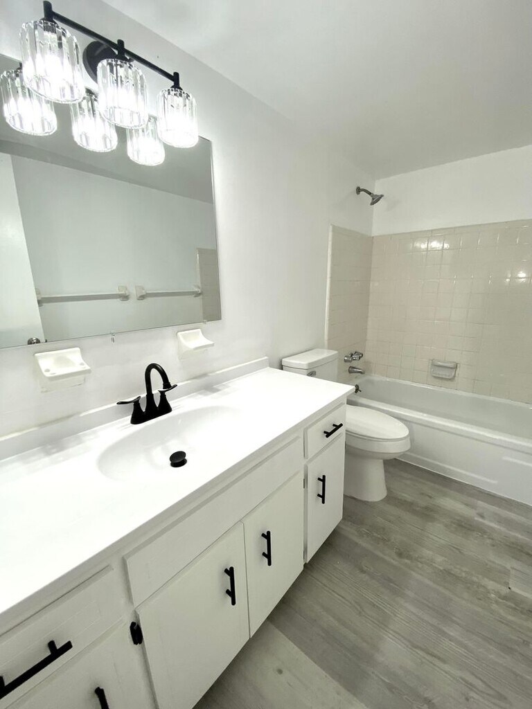 Sunquest Apartments Vero Beach, FL Apartments