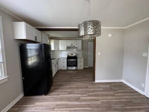 1330 Macon Ave in Macon, GA - Building Photo - Building Photo