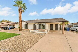3262 E Enid Ave in Mesa, AZ - Building Photo