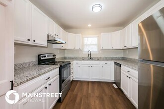 543 Richfield Rd in Liberty, MO - Building Photo - Building Photo