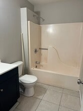 105 Poppy St-Unit -B in Fort Walton Beach, FL - Building Photo - Building Photo