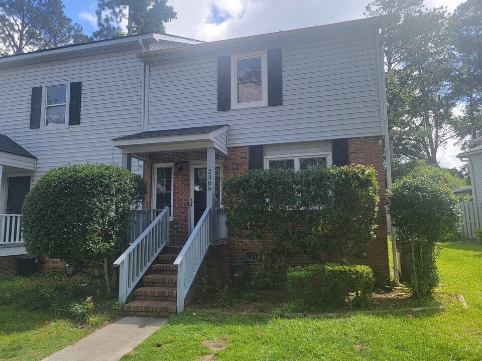 2309 Creekview Dr in Augusta, GA - Building Photo