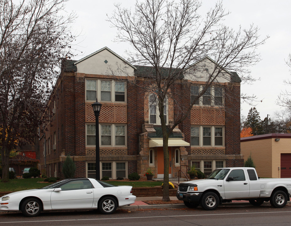 4508 Nicollet Ave in Minneapolis, MN - Building Photo