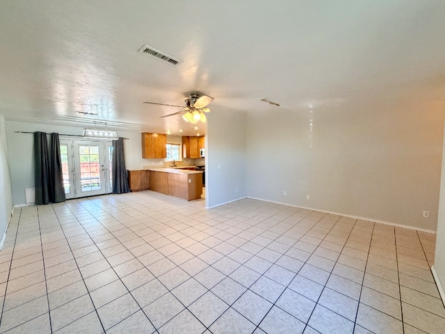 4401 N Lone Cactus Dr in Prescott Valley, AZ - Building Photo - Building Photo