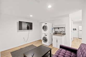 2903 Georgia Ave NW in Washington, DC - Building Photo - Building Photo