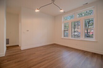 1456 N Kedzie Ave in Chicago, IL - Building Photo - Building Photo