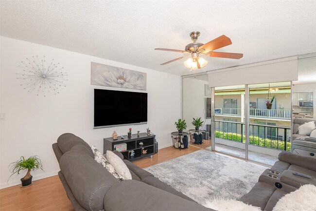 4123 NW 88th Ave in Coral Springs, FL - Building Photo - Building Photo