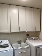 2305 Parmenter St, Unit Apt in Middleton, WI - Building Photo - Building Photo