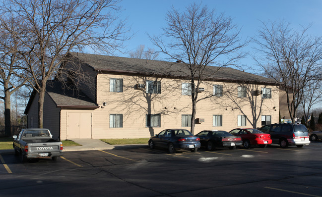 Kiwanis Springbrook Manor in Eaton Rapids, MI - Building Photo - Building Photo