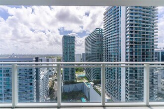 1080 Brickell Ave in Miami, FL - Building Photo - Building Photo