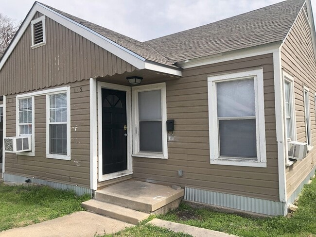 property at 115 S 25th St