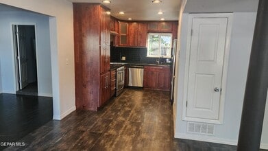 1209 Antonio St in Anthony, TX - Building Photo - Building Photo