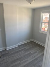 400 Maple Ln in Dundalk, MD - Building Photo - Building Photo