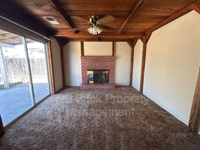 7090 Louise Ave in Winton, CA - Building Photo - Building Photo