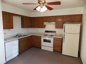 1909 Burnstead Dr in Billings, MT - Building Photo - Building Photo