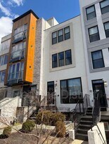 913 12th St NE in Washington, DC - Building Photo