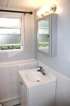 53 Andover Dr in Coram, NY - Building Photo