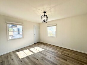 1925 Fortuna Ave in San Diego, CA - Building Photo - Building Photo