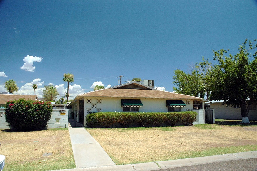 3525-3531 E Montecito Ave in Phoenix, AZ - Building Photo