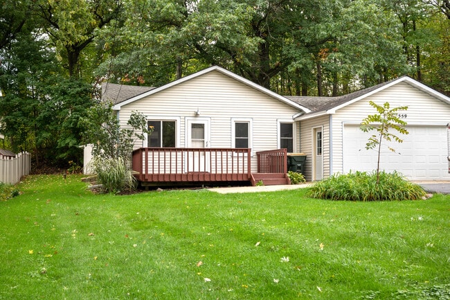 property at 559 Gatewood Dr